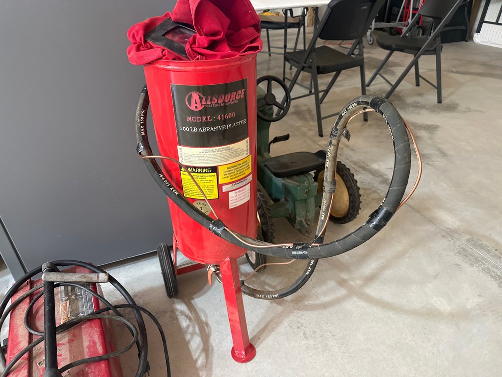 All Source Model 41600 100 lbs. Abrasive Blaster