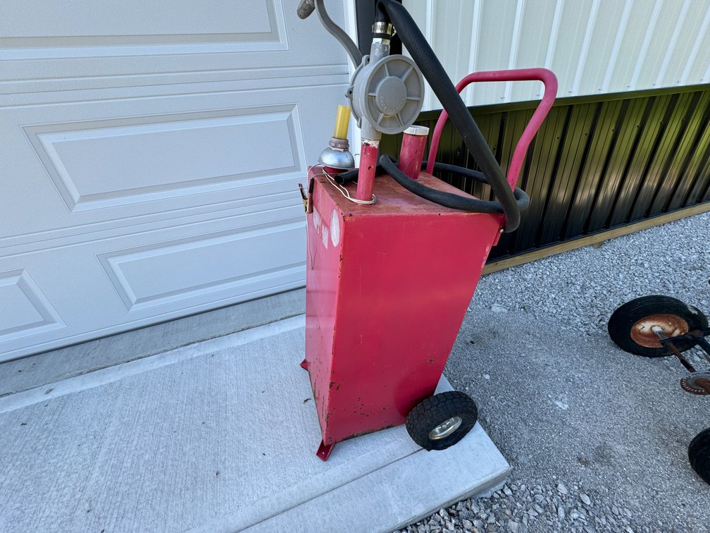 Standing Fuel Transfer Tank