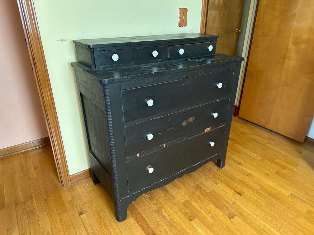 Black Six Drawer Vintage Dresser
