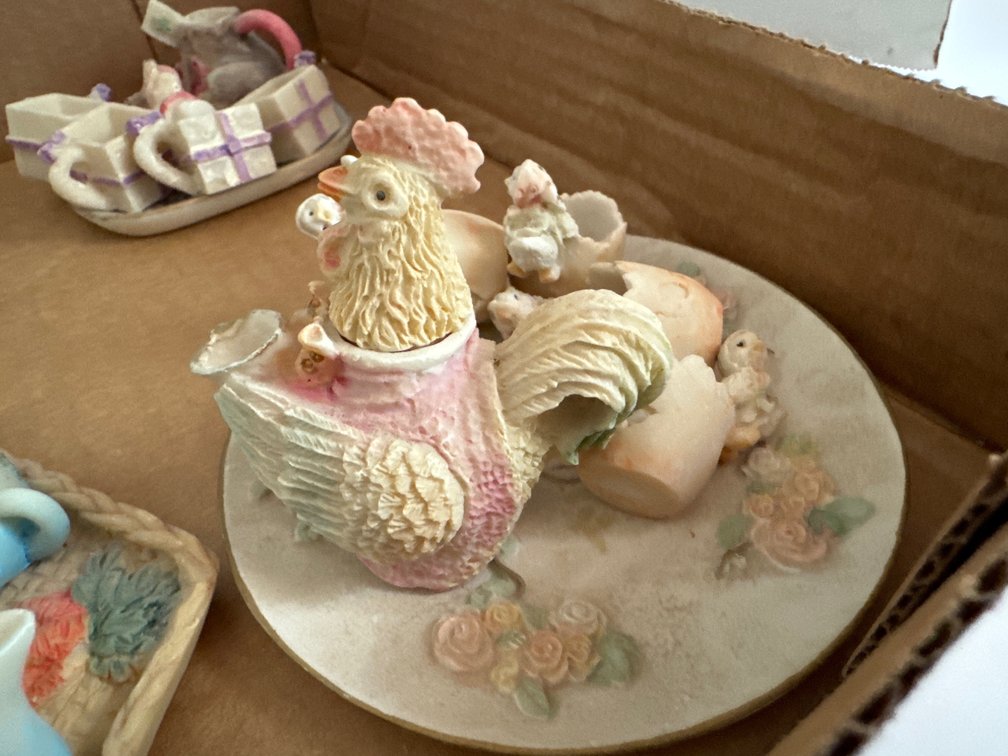 6 Mini Tea Sets