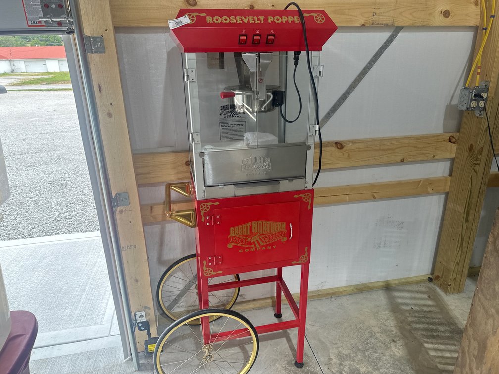 Great Northern Popcorn Machine 