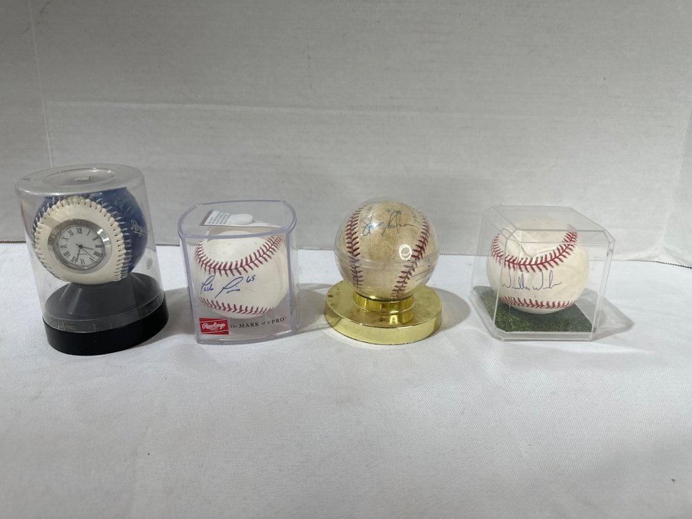 Kansas City Royals Lot 14 of 42