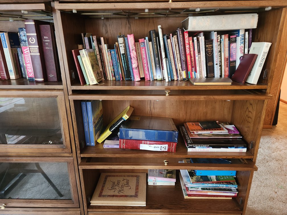 Contents of Shelves, Bibles, books, etc.
