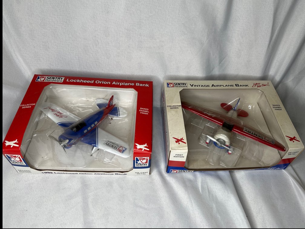 Die Cast Plane Banks