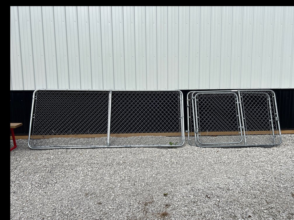 Chain Link fence Dog or small animal pen
