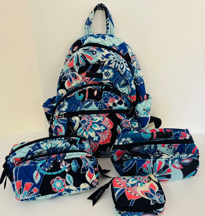 Vera Bradley Lot 2 of 2