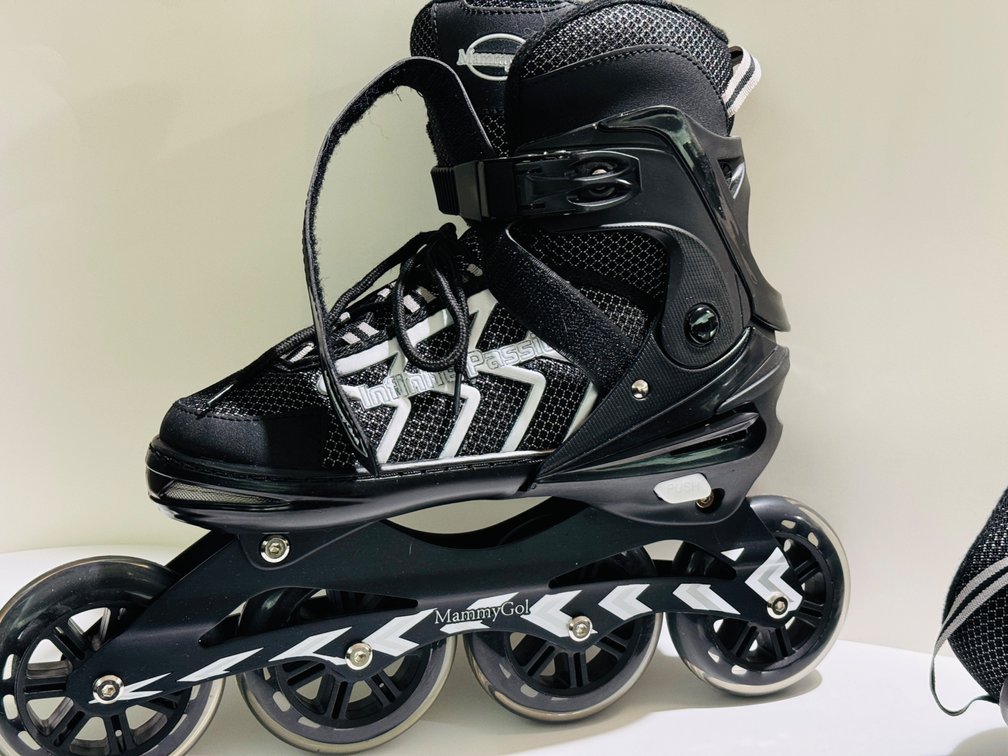 MammyGol Adult Adjustable Inline Skates