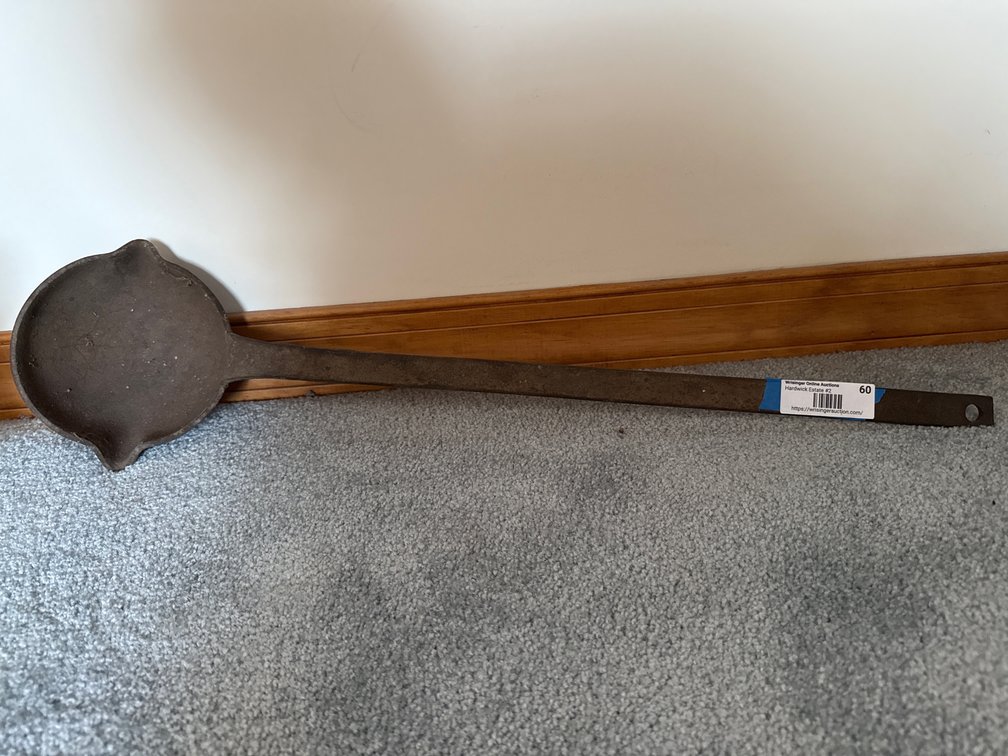 cast iron smelting ladle