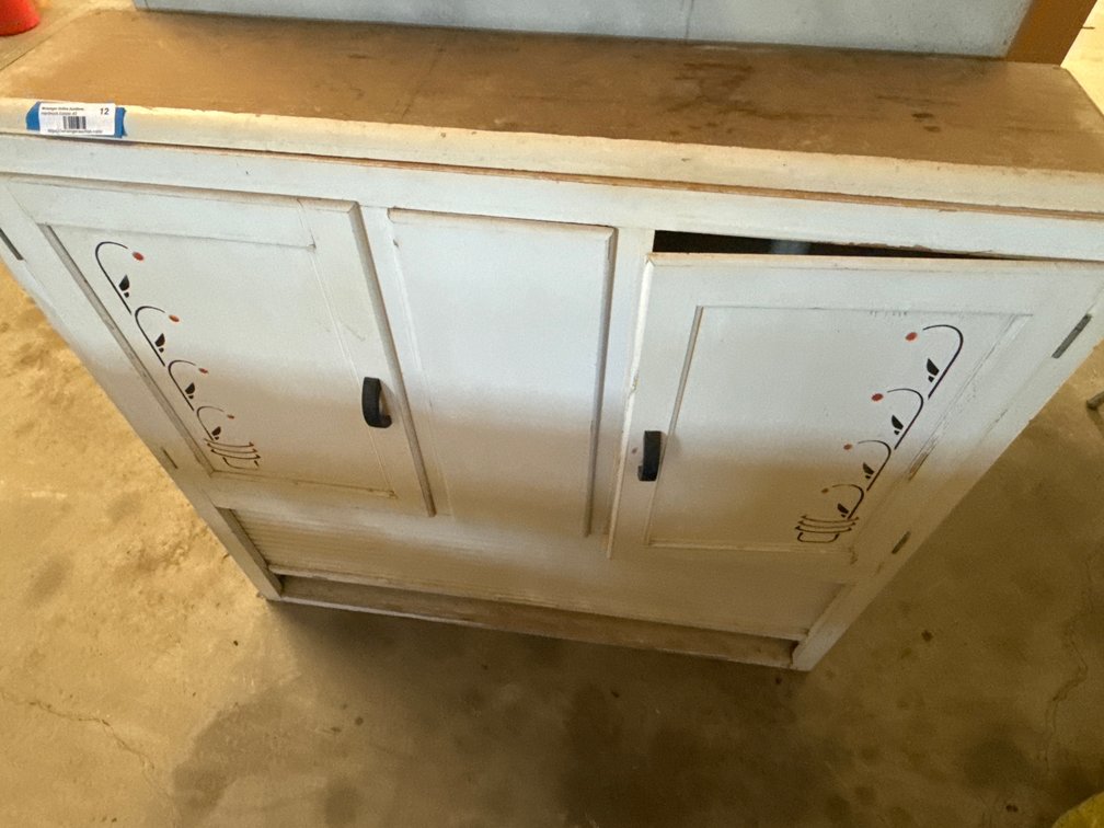 Hoosier cabinet