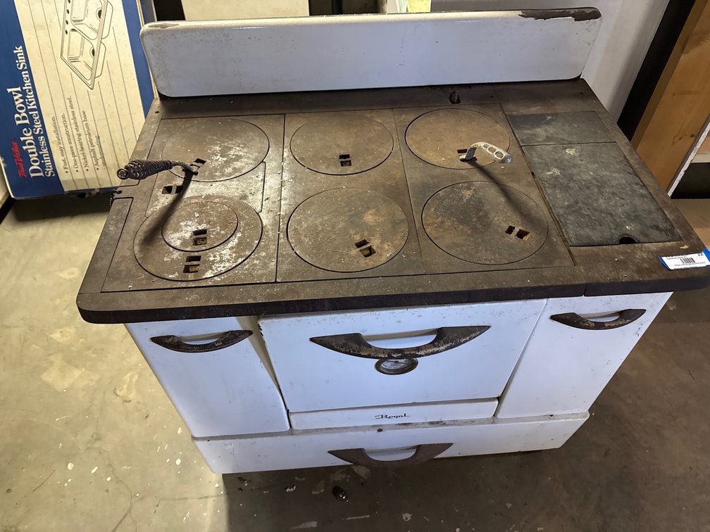 Royal Antique Cooking Stove