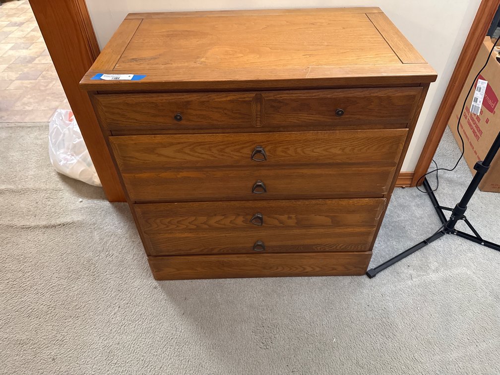 3 drawer dresser