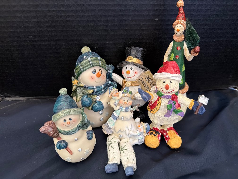Snowman figurines