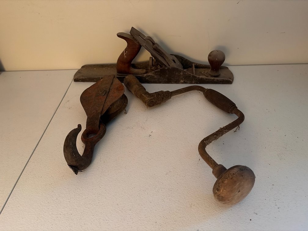 Pulley and planer