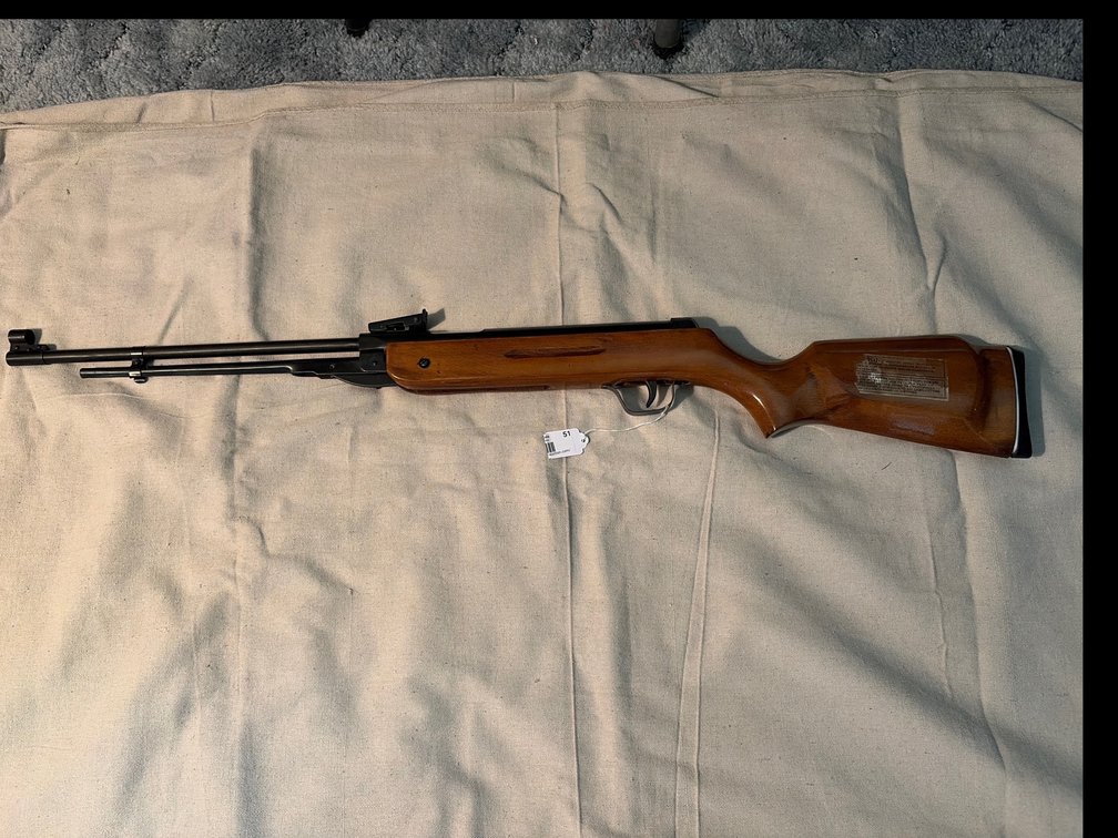 Air rifle