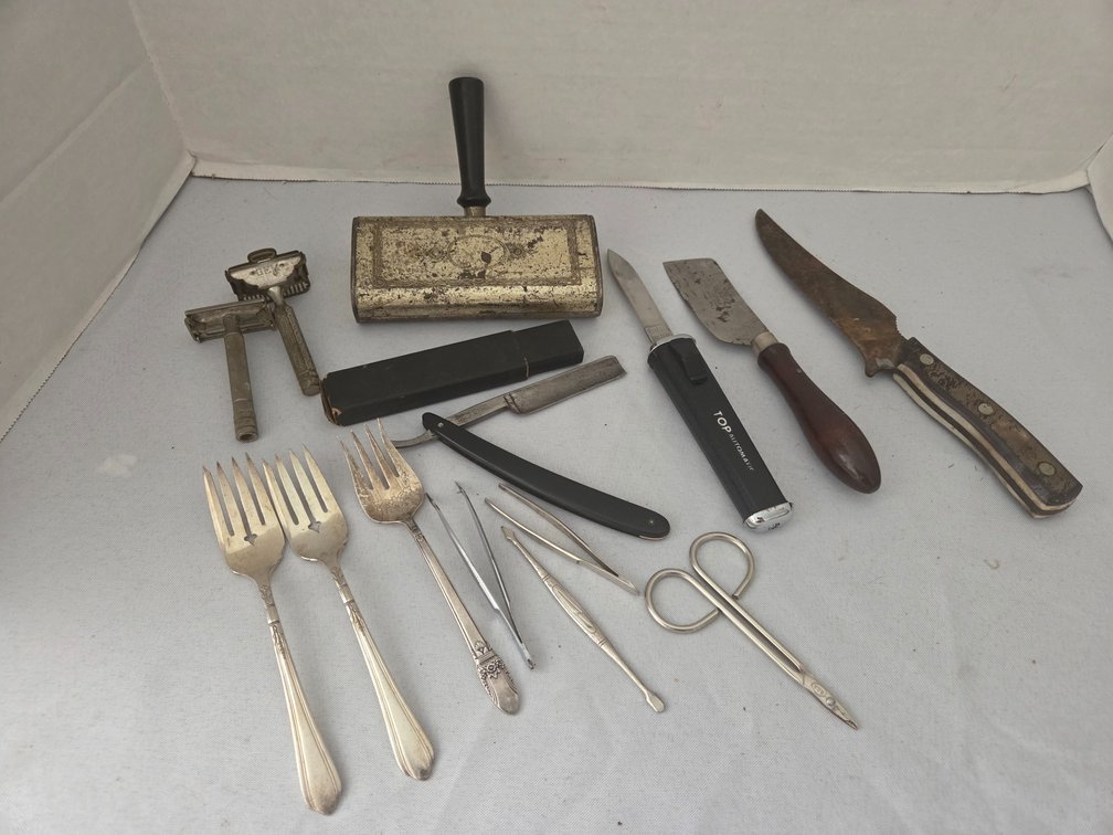 Table Crumb Sweeper