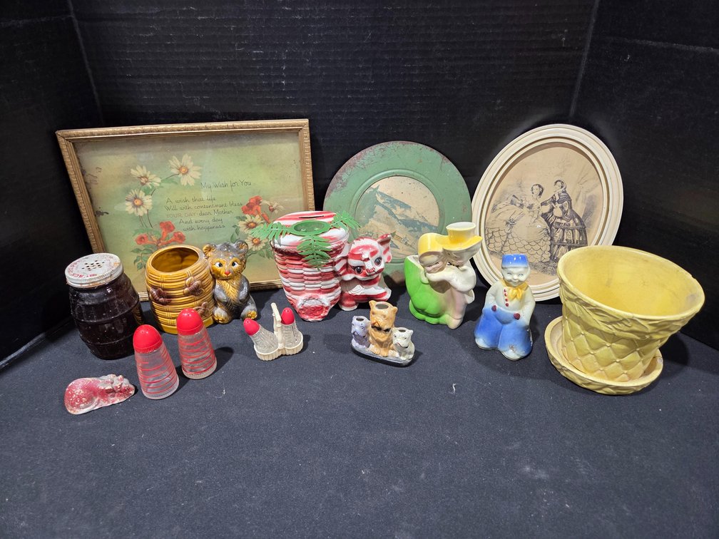 Knick knacks