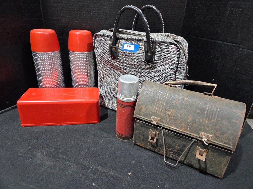 Aladdin thermos set