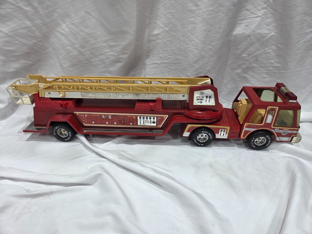 Nylint Fire Truck