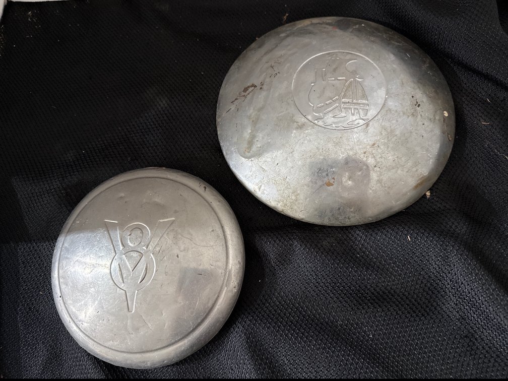 Hub caps