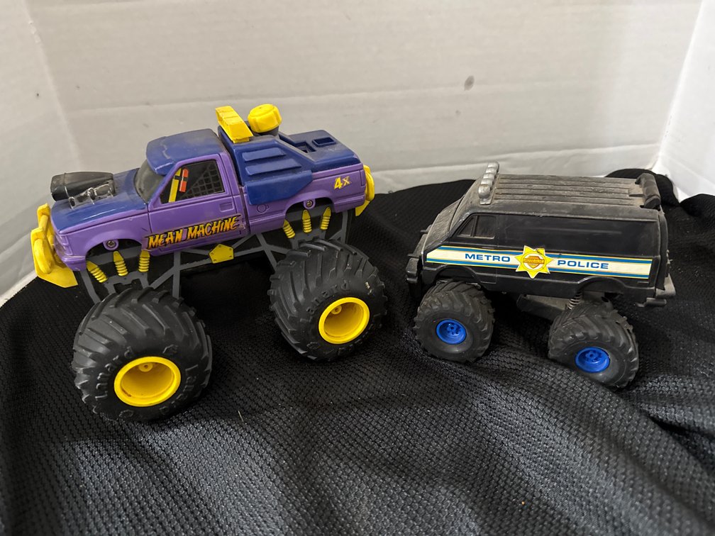 Monster Trucks