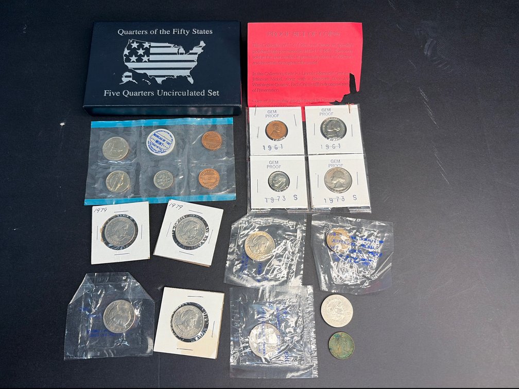 Proof set, uncirculated set and more