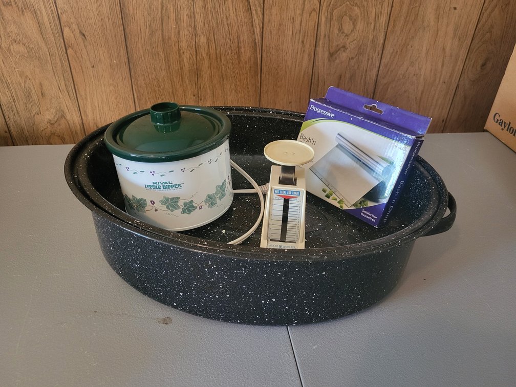 Roaster pan, frying pans and more