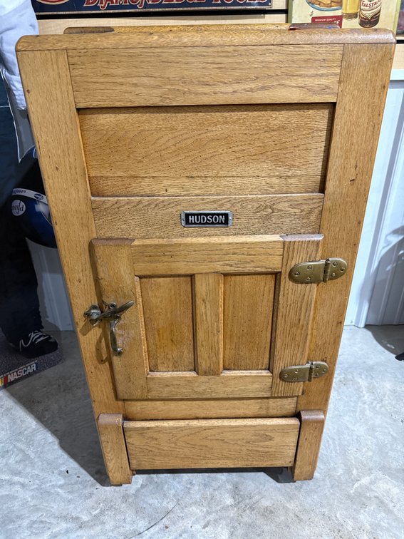 Hudson Ice Box