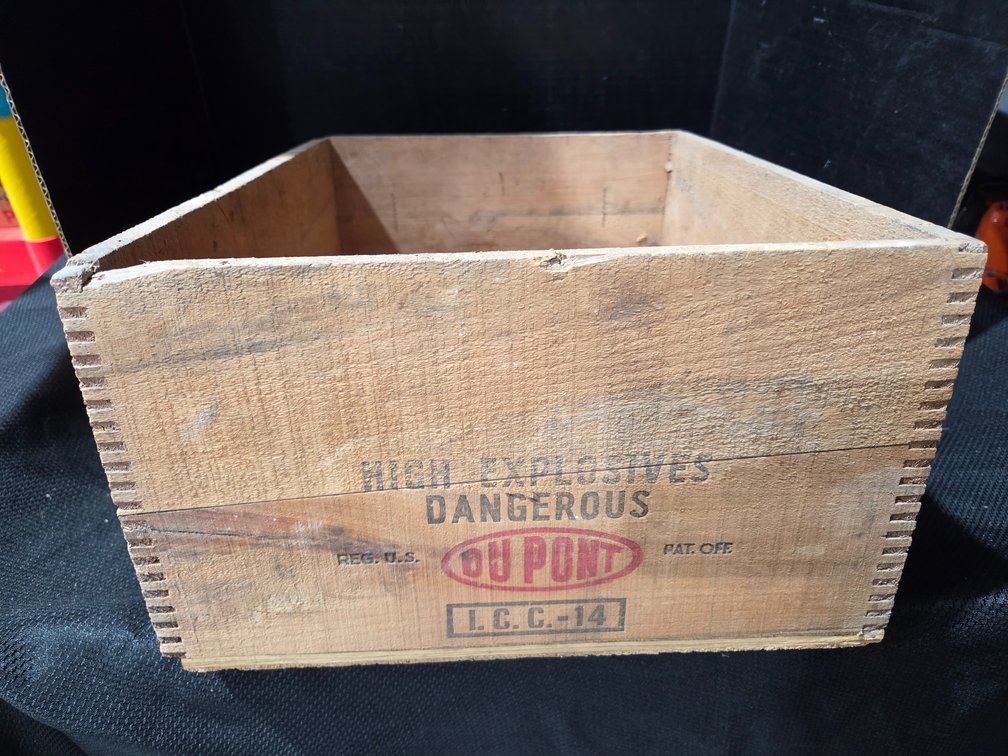 Dupont Explosives Box