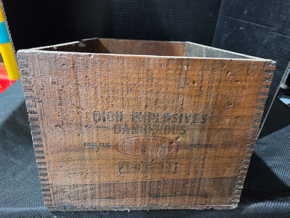 Dupont Explosives Box