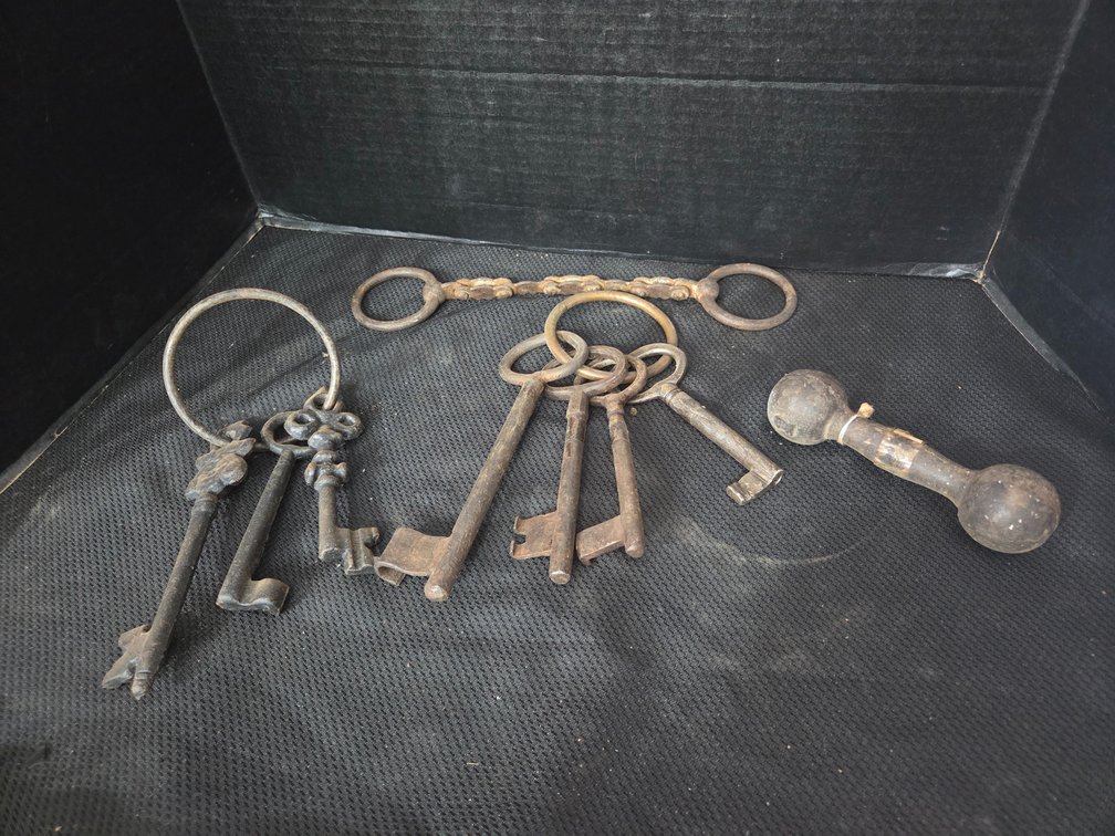 Antique Jail Cell Keys