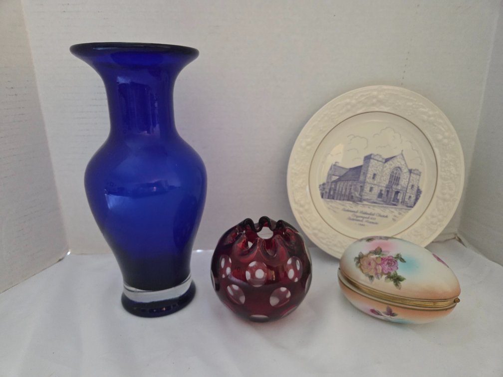 Art glass vases