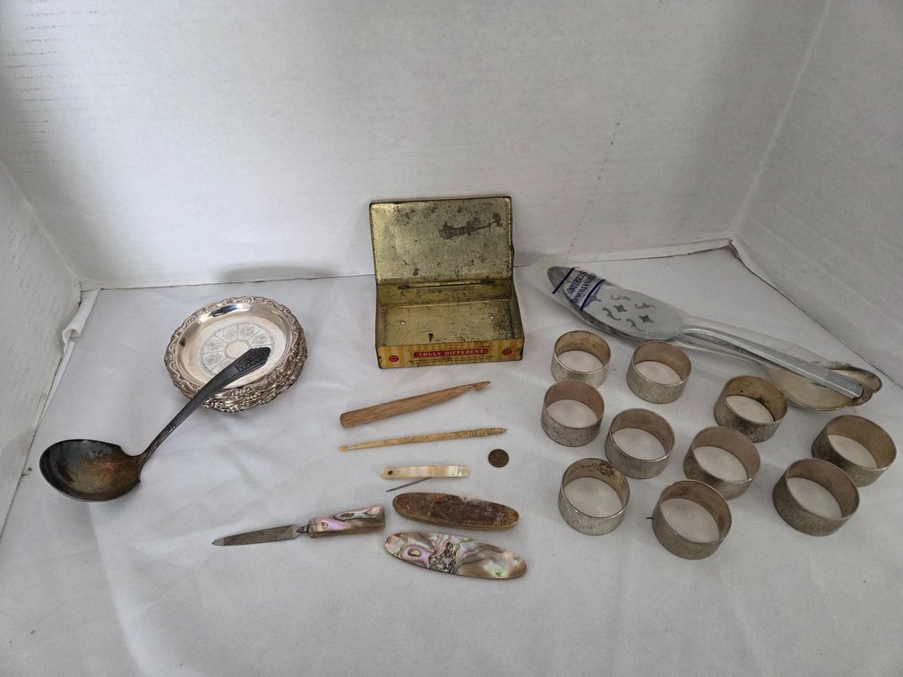 Vtg. Abalone nail kit