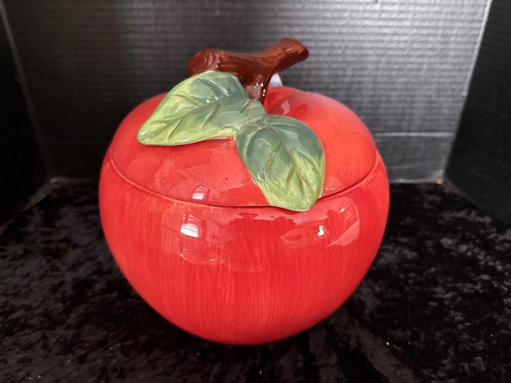 Apple Cookie Jar