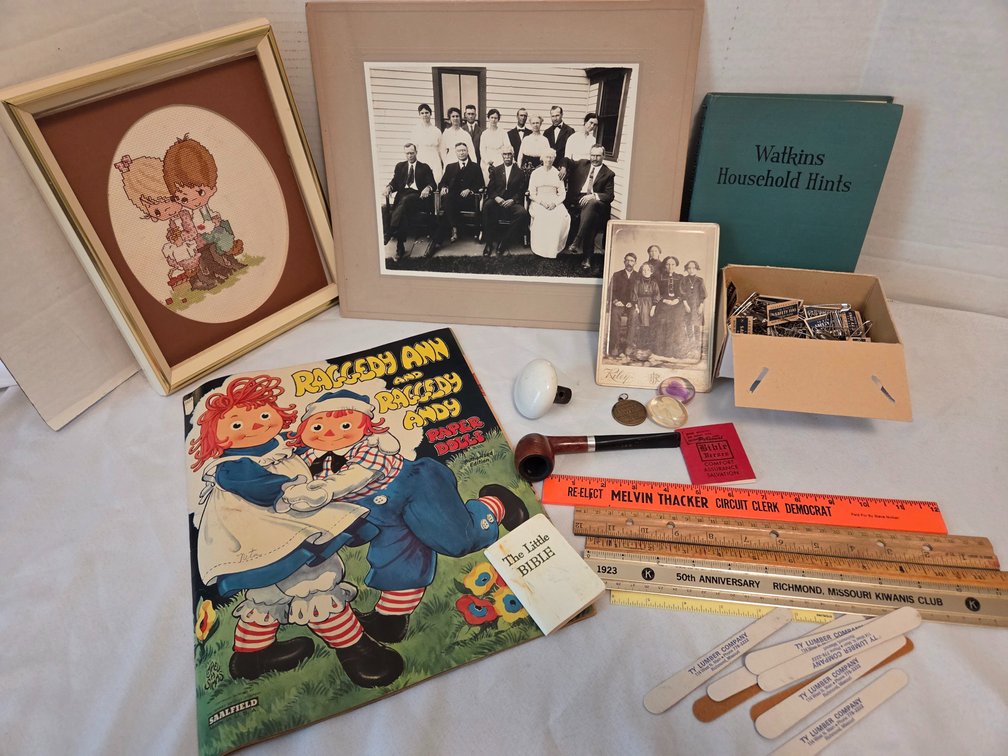 Vintage collectables