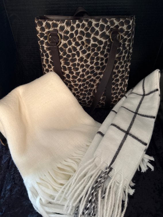 Women’s Accessories