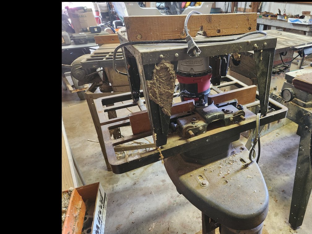 Craftsman router with table 