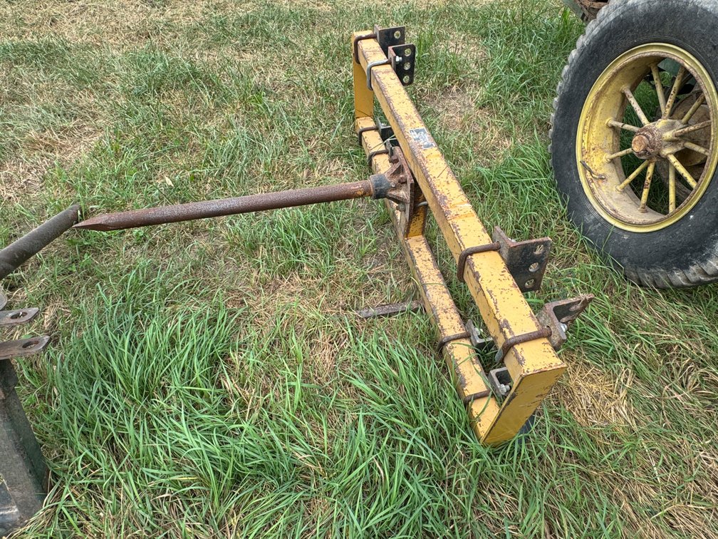 Bale Spike - yellow