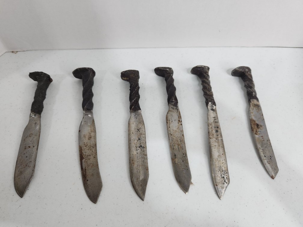 6 handmade knives
