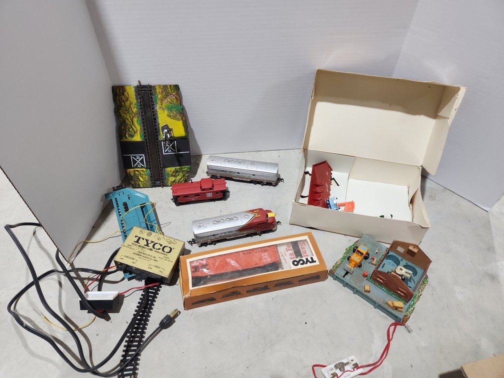 h o scale railroad accessories