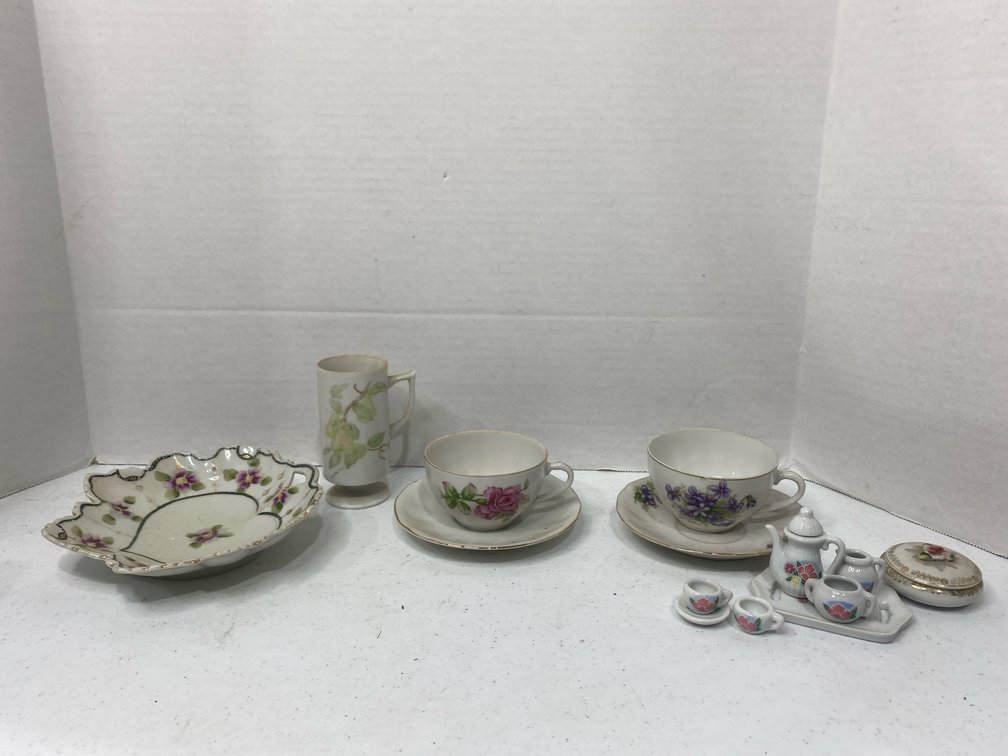 transferware plates, cups, saucers, tea set