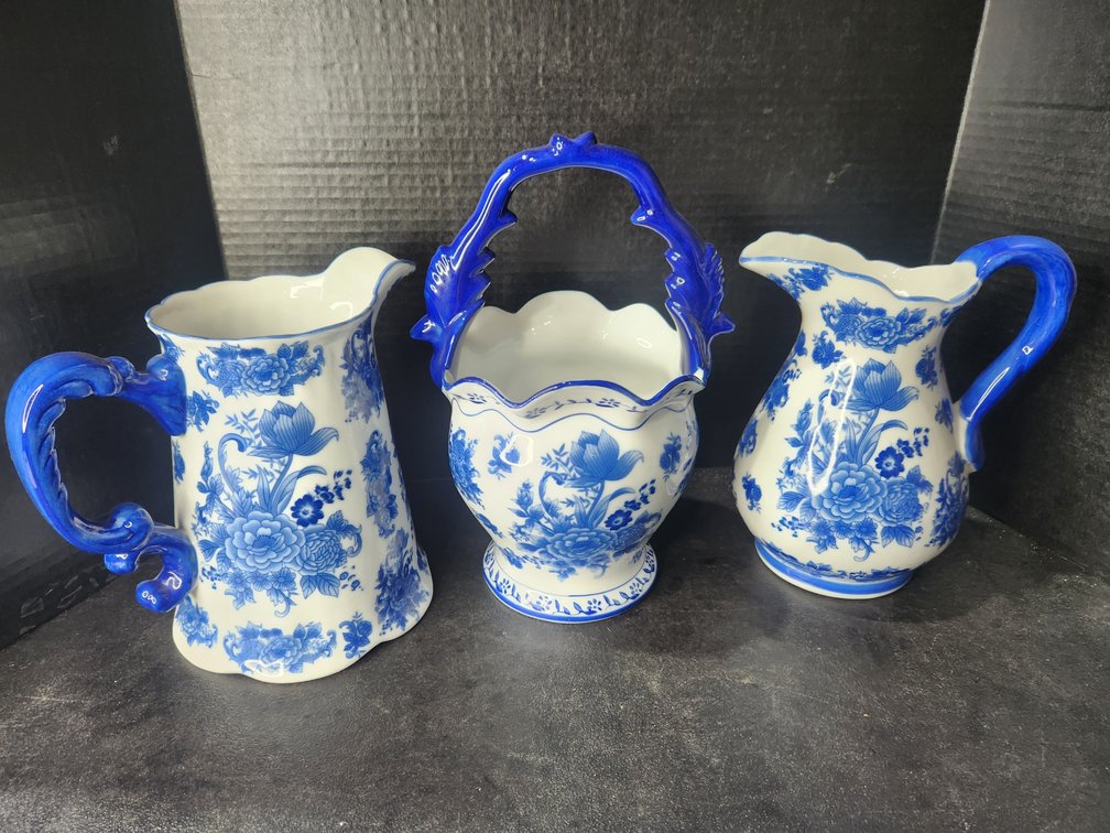 Blue and White Ceramic/ Porcelain