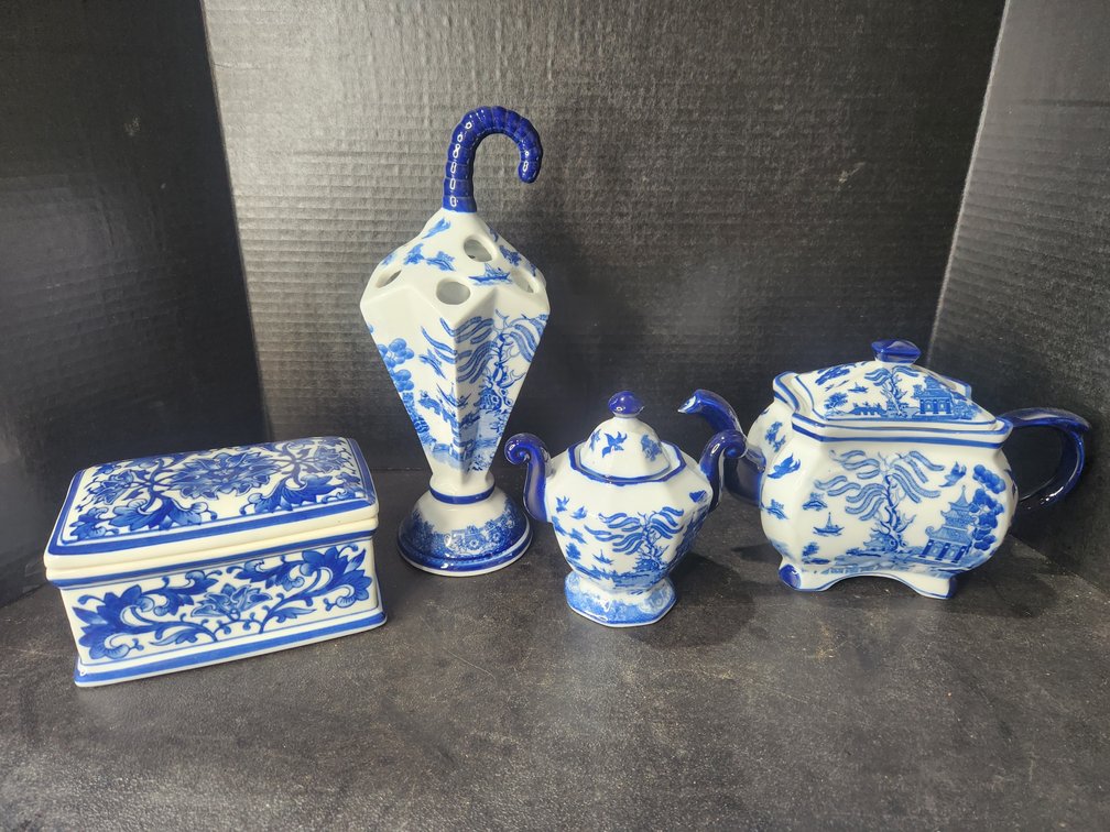 Blue and White Ceramic/ Porcelain