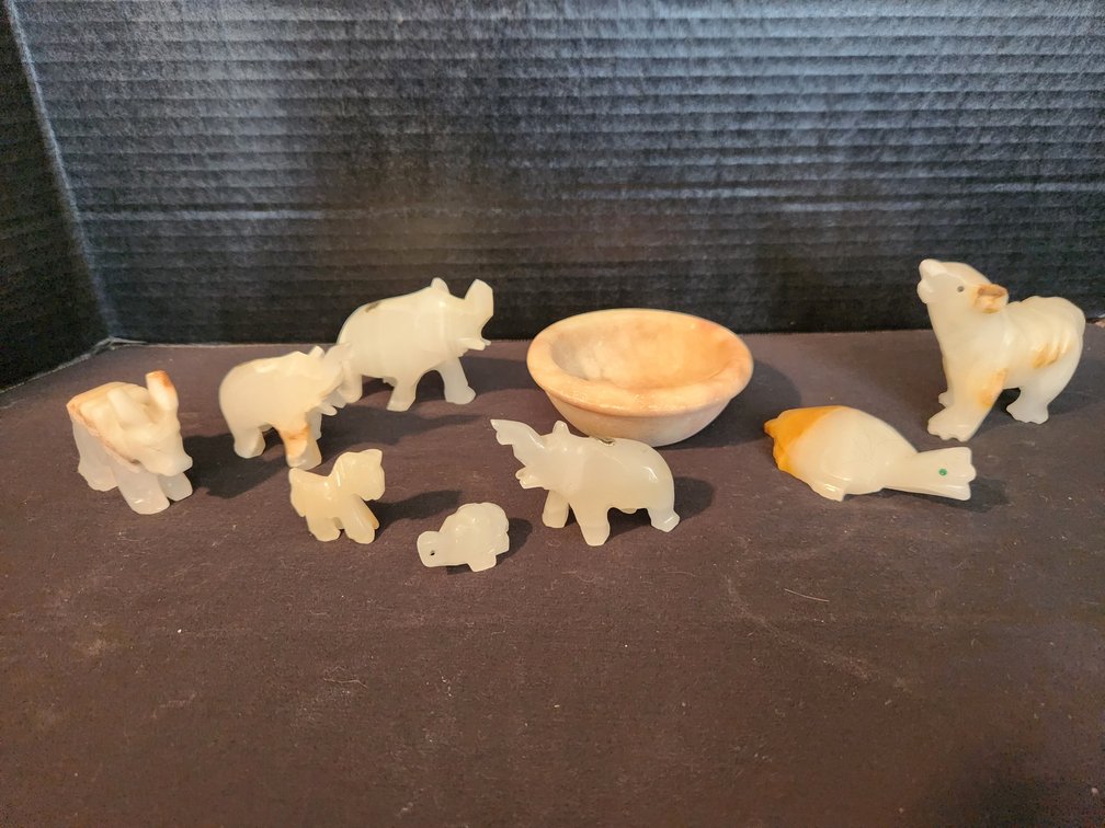 Onyx Household Decor