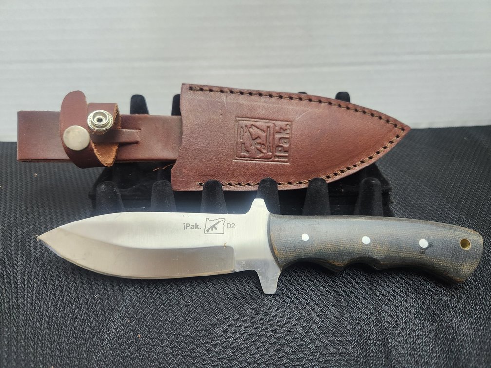 Ipak Knife Lot 8 of 35