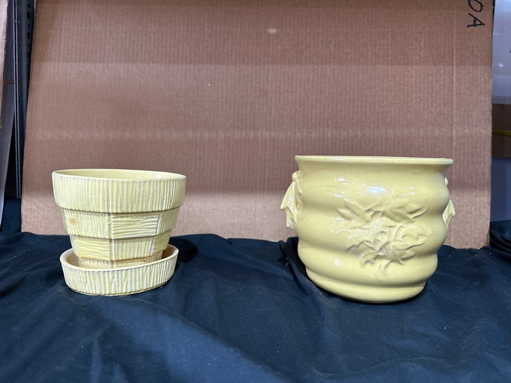 McCoy Pottery Lot 10 of 11