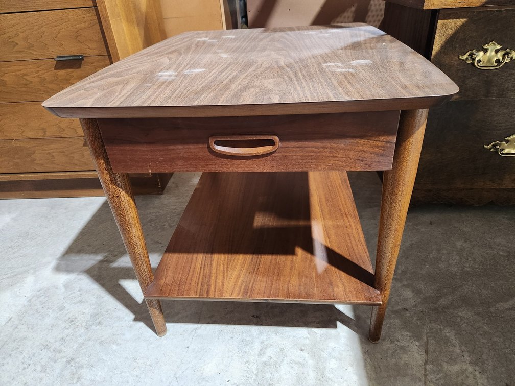 Lane vintage end table 