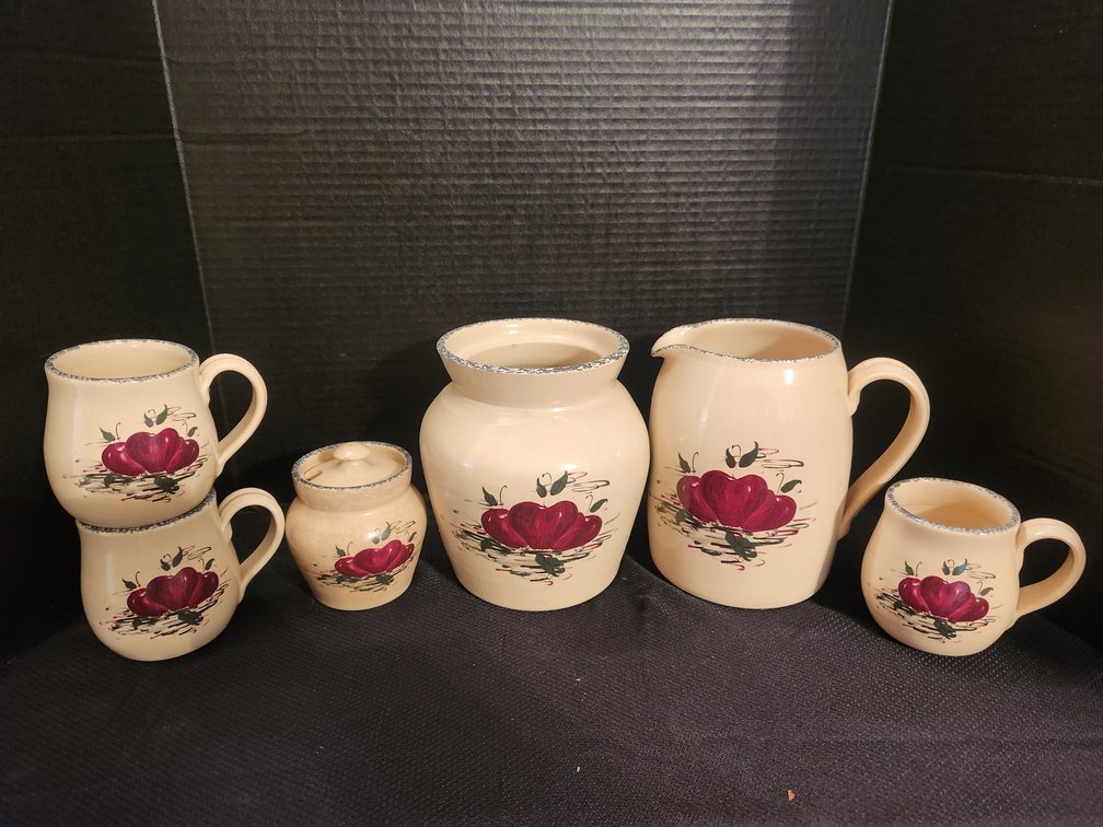 Pottery Set
