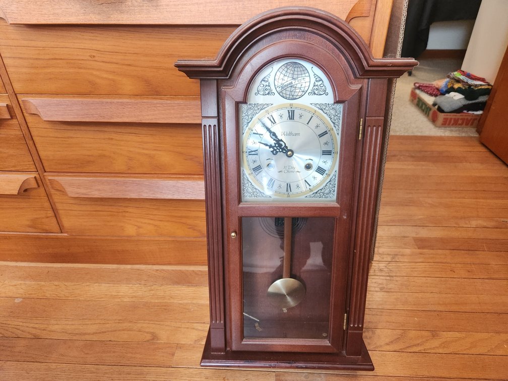 Clocks Lot 3 of 14