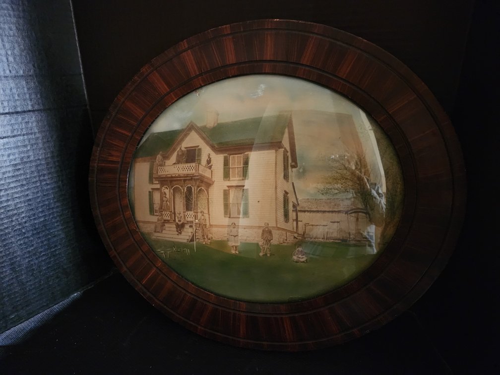 Vintage Oval Picture