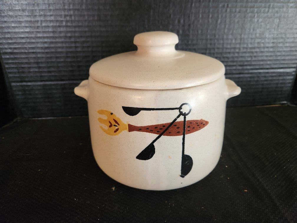 Westbend Bean Pot
